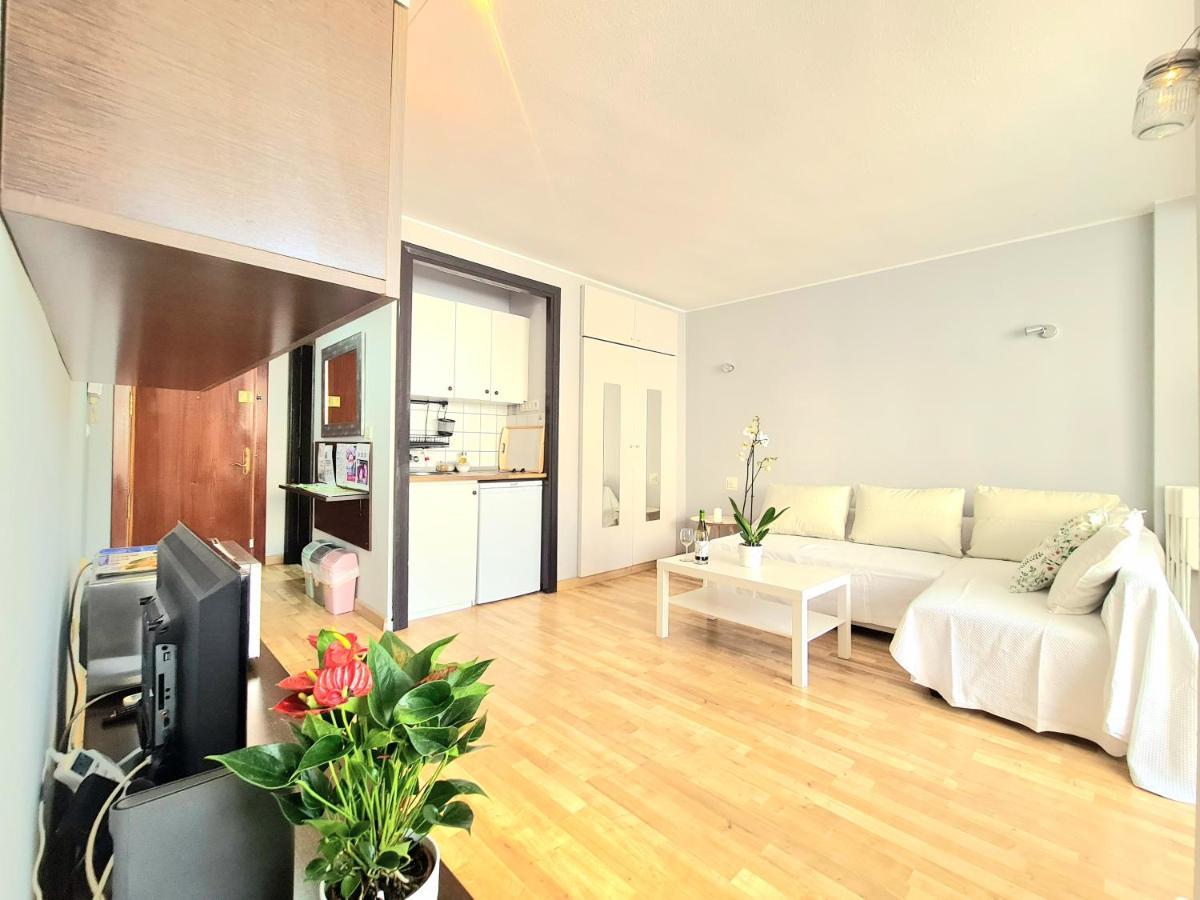 Aa Guest - El Mono De Torre Del Mar Eco Apartment Eksteriør bilde