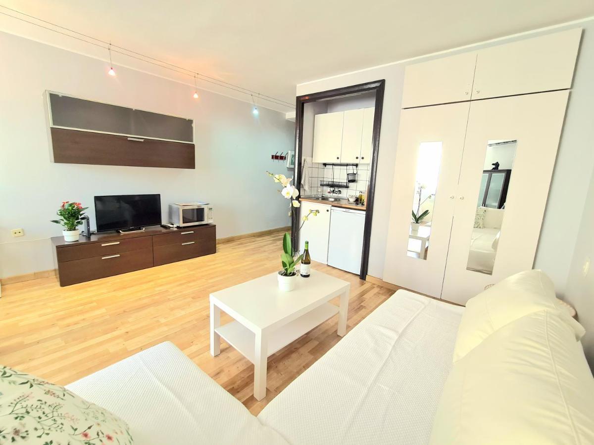 Aa Guest - El Mono De Torre Del Mar Eco Apartment Eksteriør bilde
